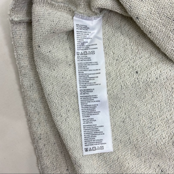 Tommy Bahama gold fleck sweater top. Size Medium - Picture 8 of 11